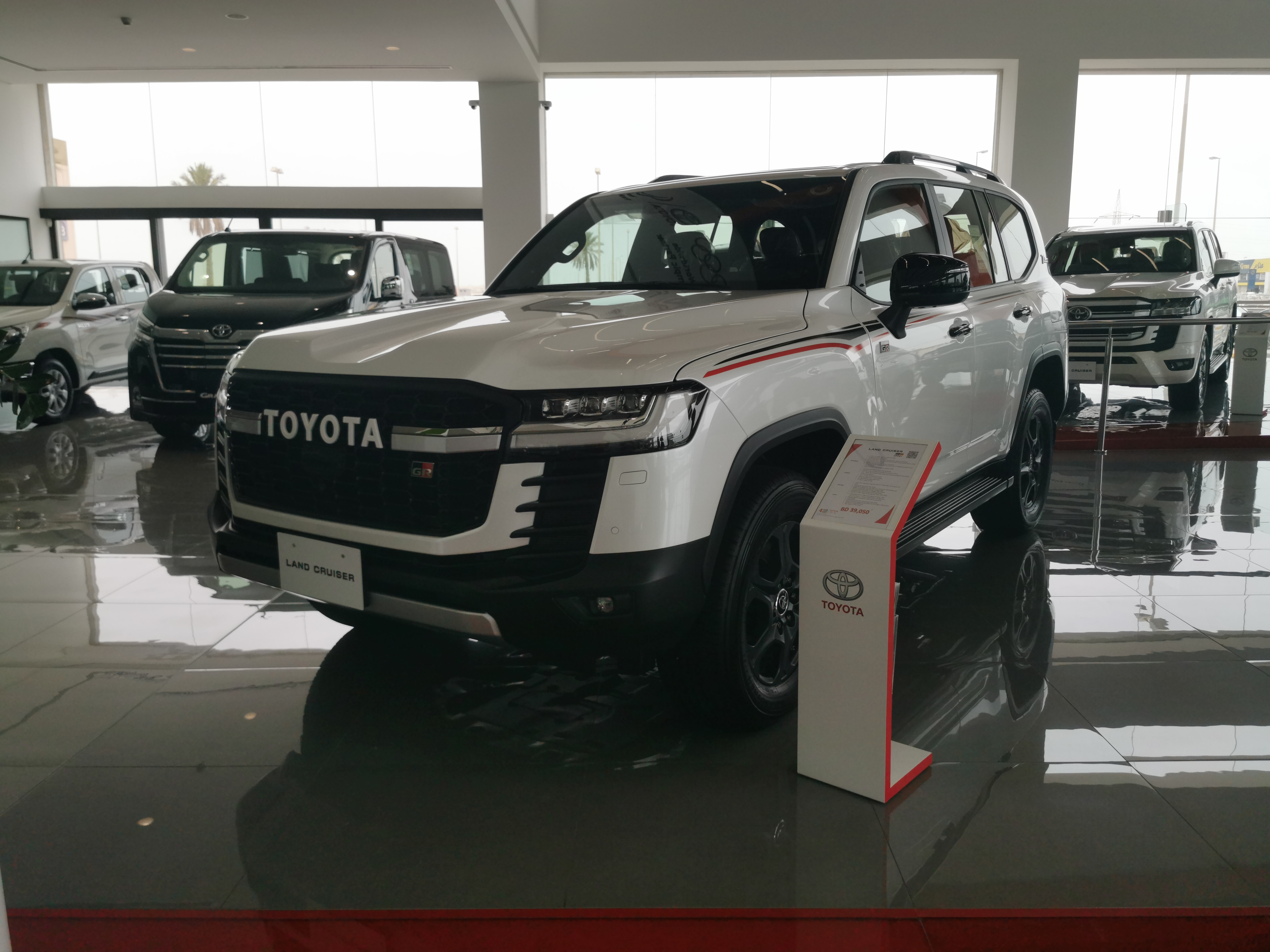 Toyota Land Cruiser 2024